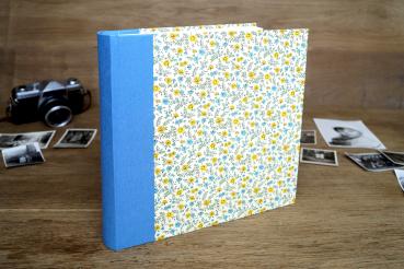 Exclusive photo album with blue and yellow flowers